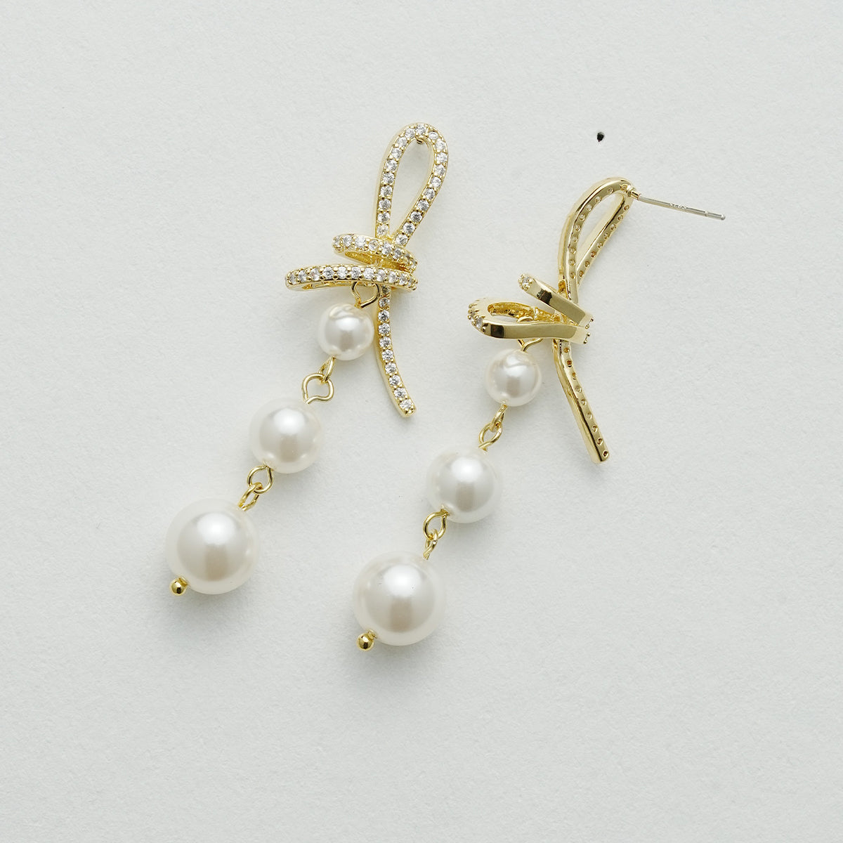 リボンパールイヤーカフ