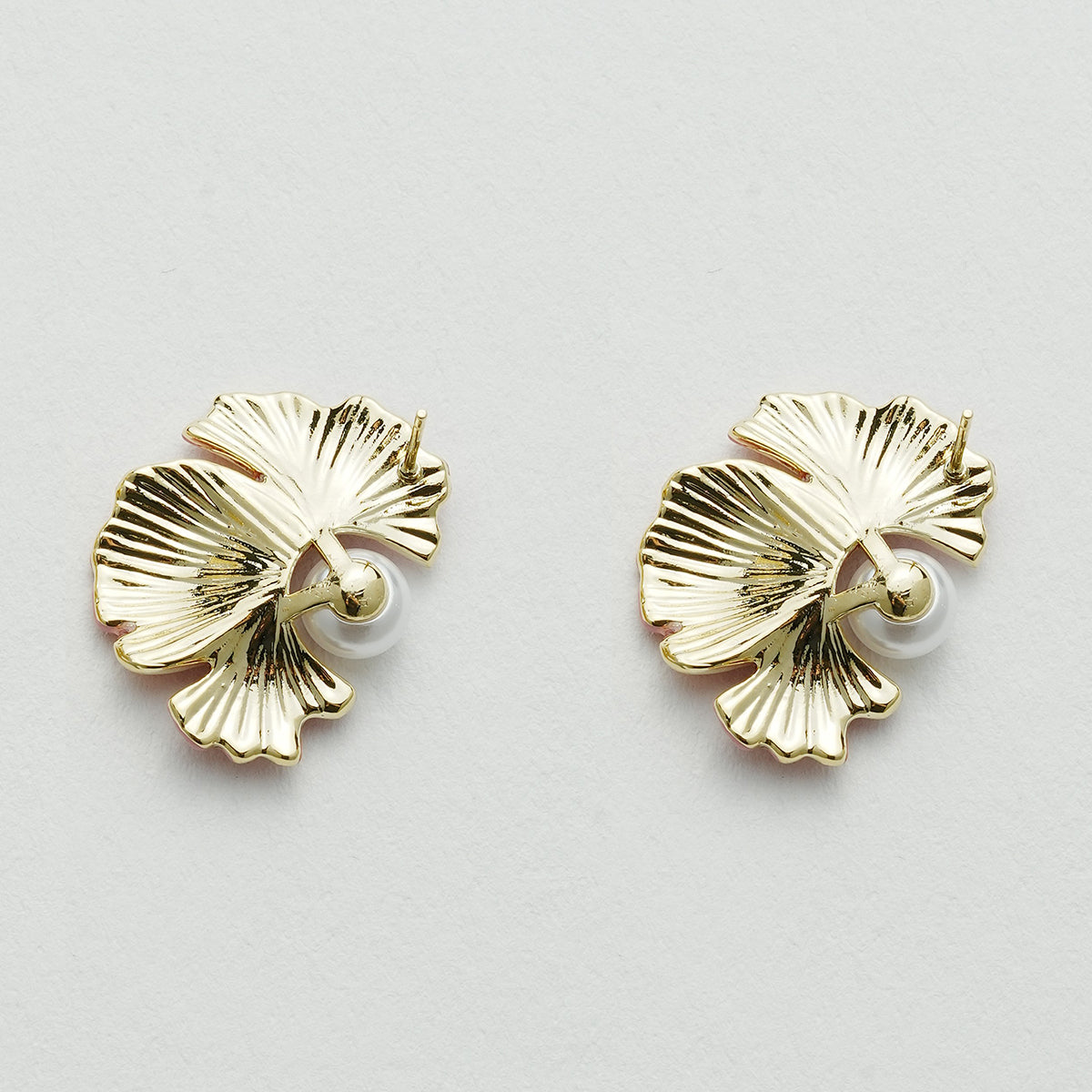 フレンチパールフラワーピアス