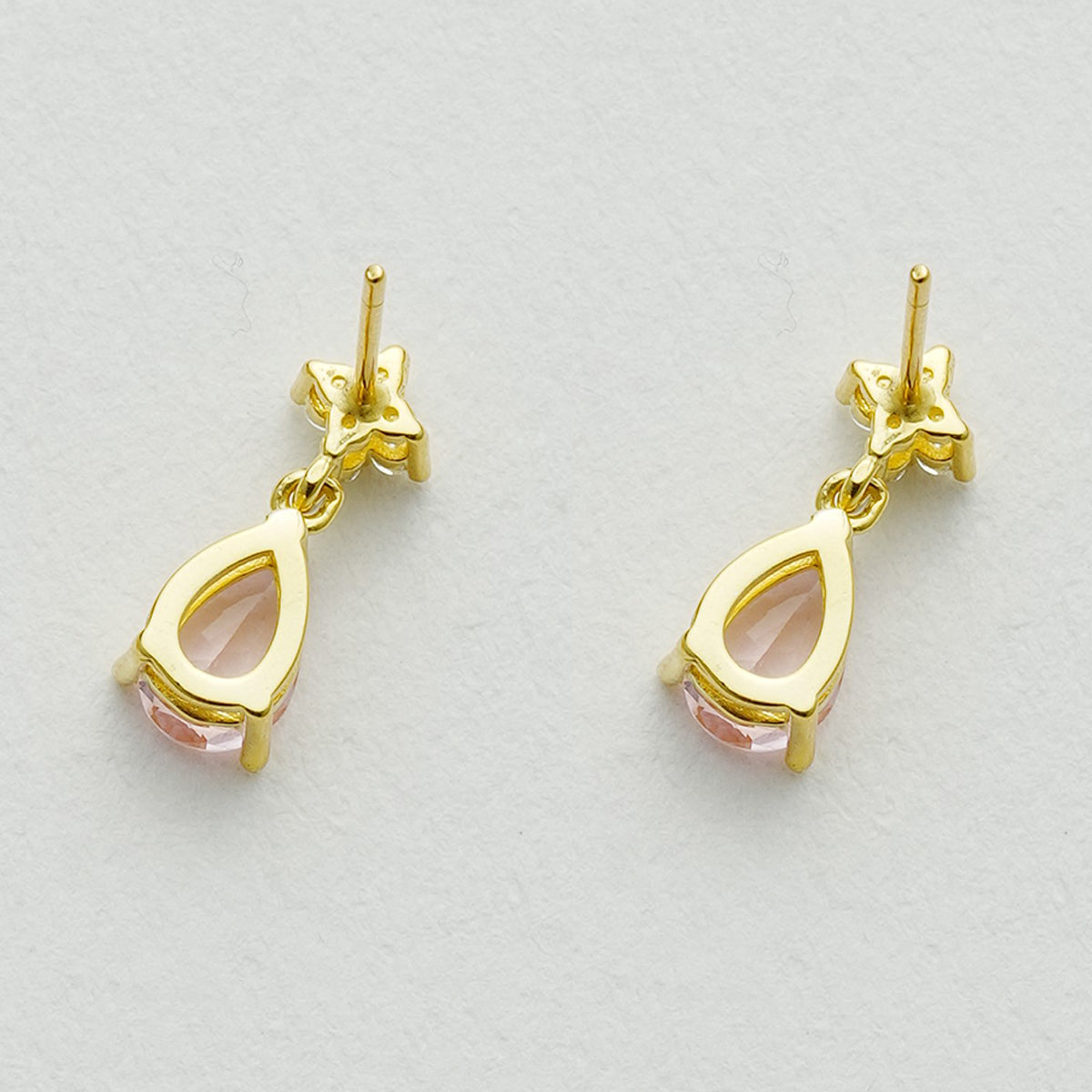 925シルバーのピンクジルコニアイヤリング