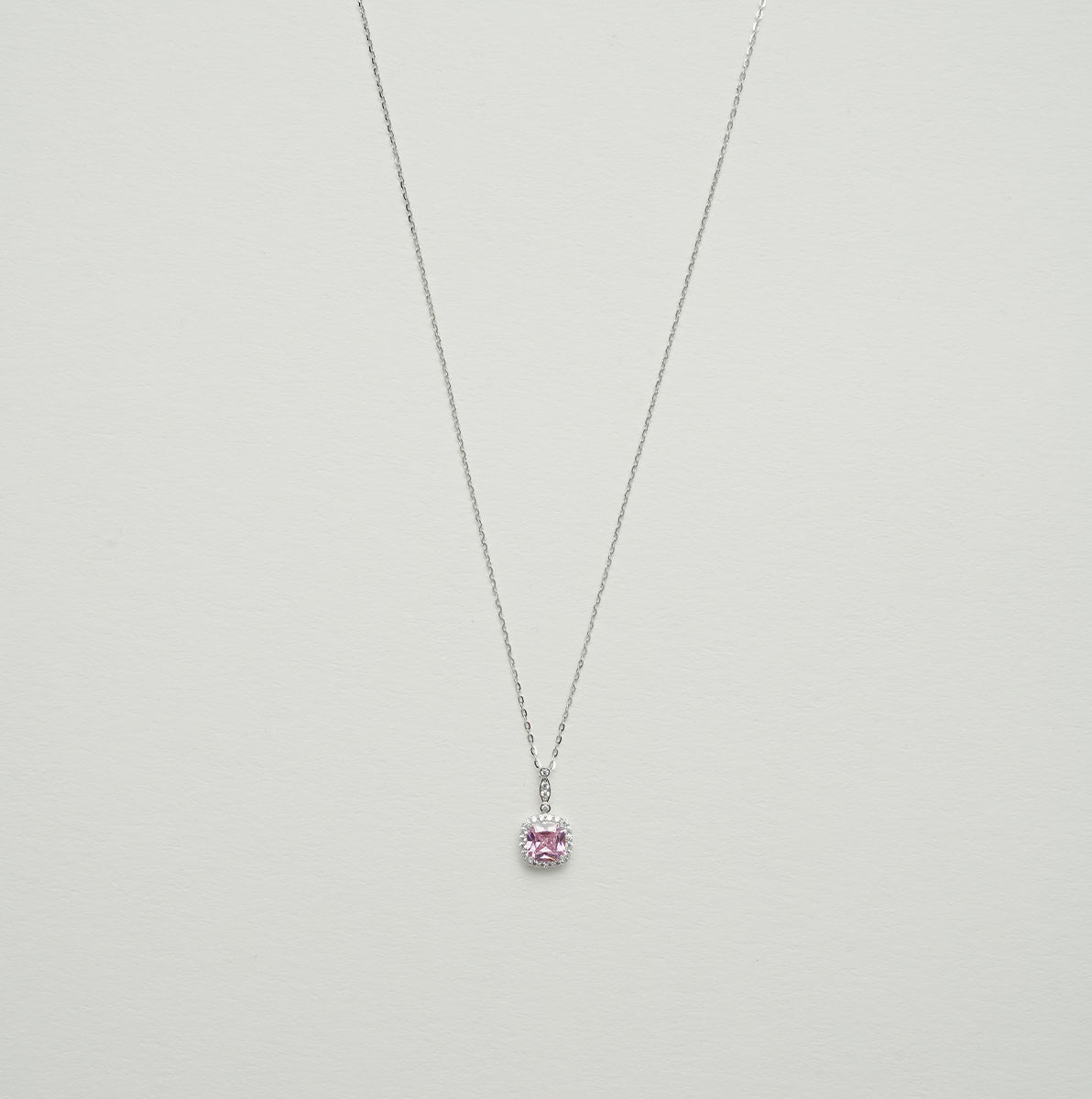 925シルバー ピンククリスタルダイヤモンドネックレス