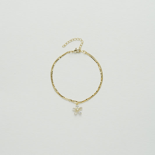 花のマルチレイヤーブレスレット