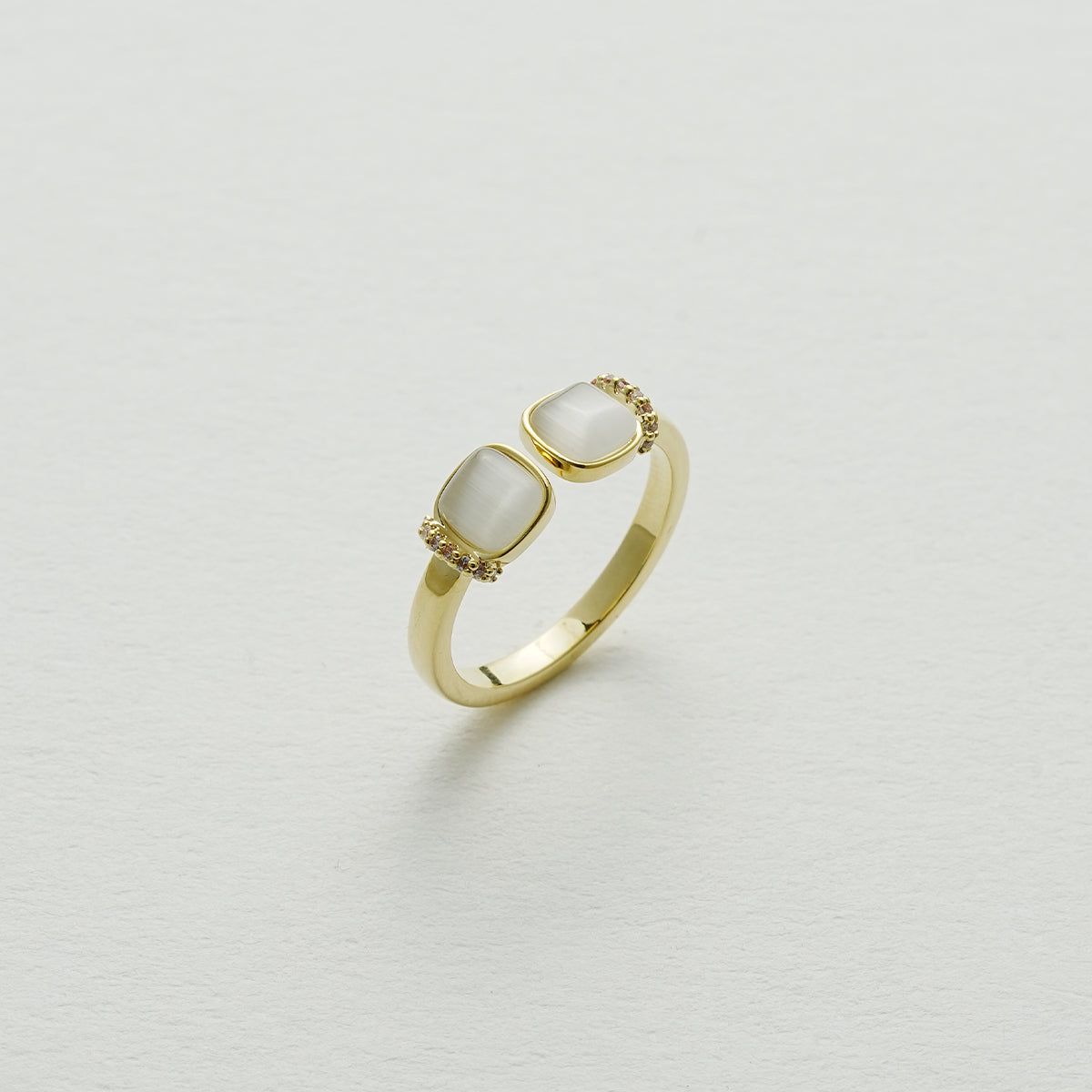 キャッツアイオープンリング