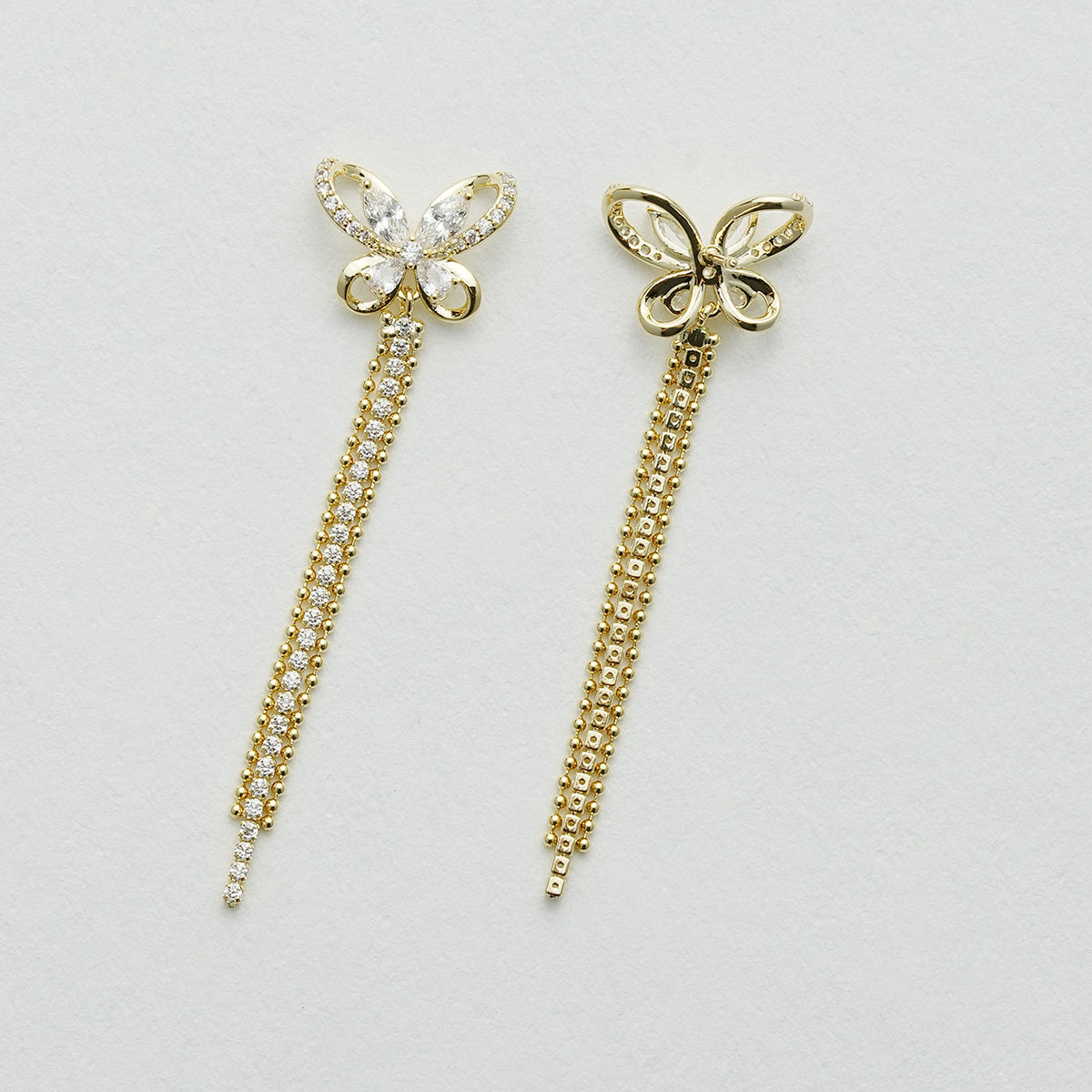 蝶のフリンジイヤリング