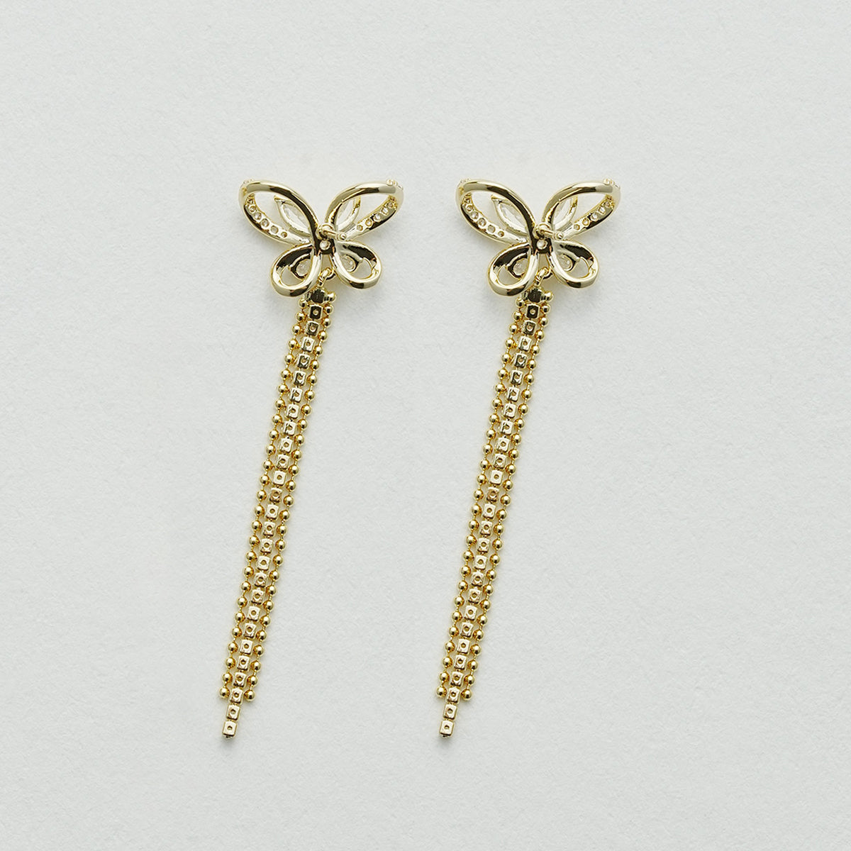 蝶のフリンジイヤリング
