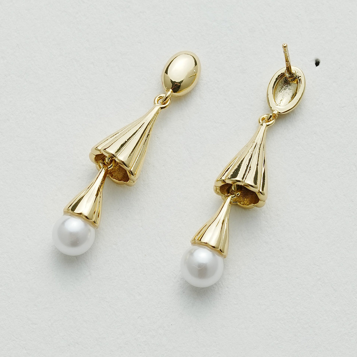 パール風鈴イヤーカフ