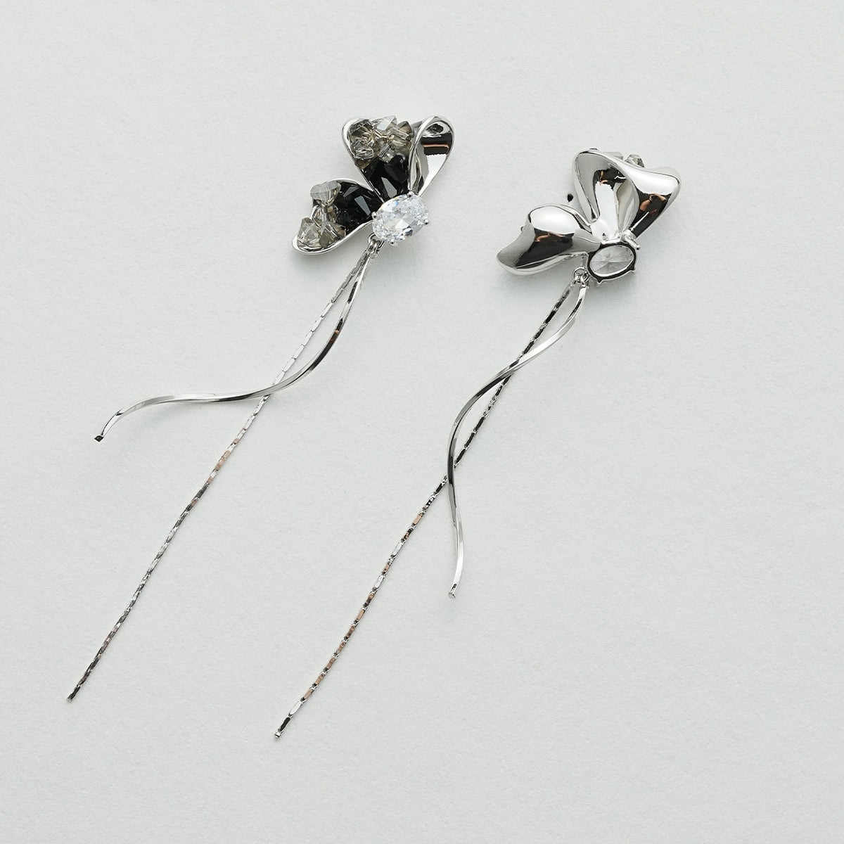 蝶のフリンジイヤリング