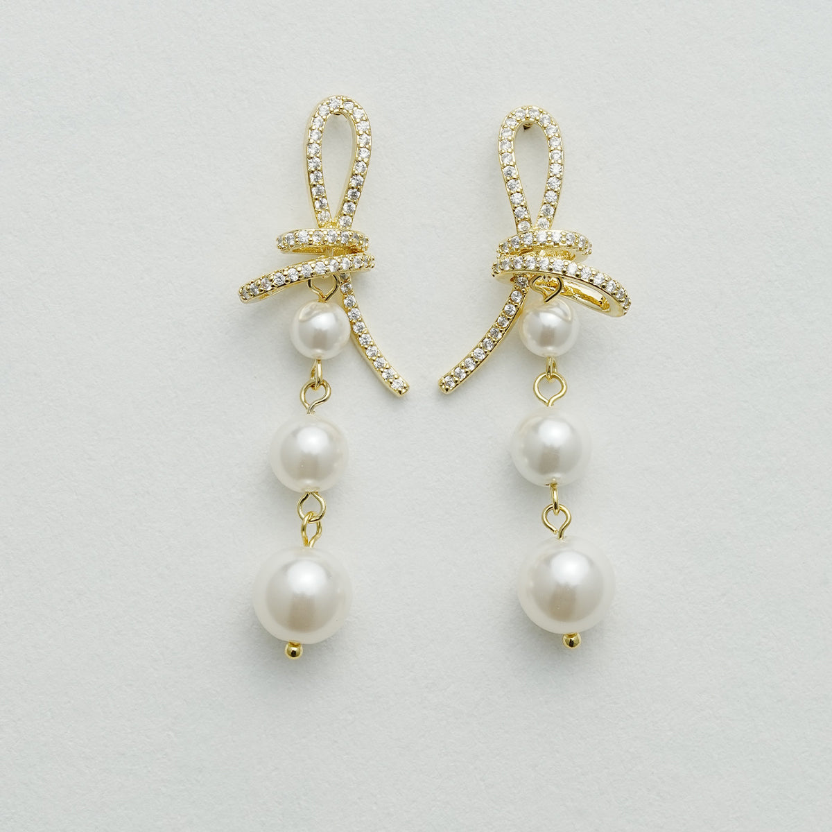 リボンパールイヤーカフ