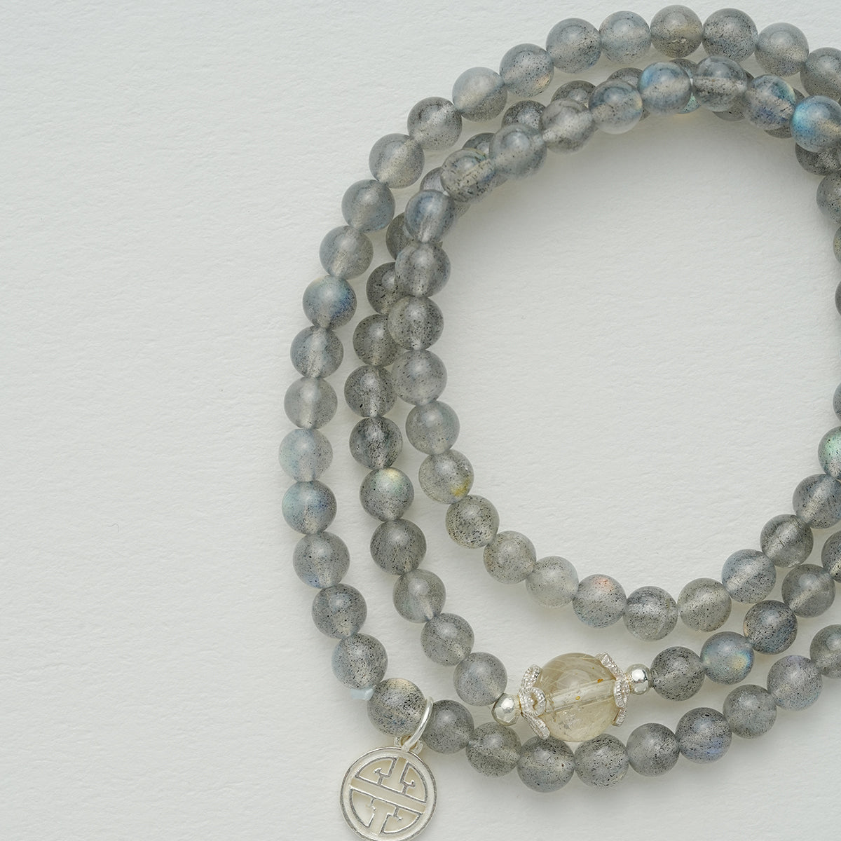 グレームーンストーンのマルチラップブレスレット