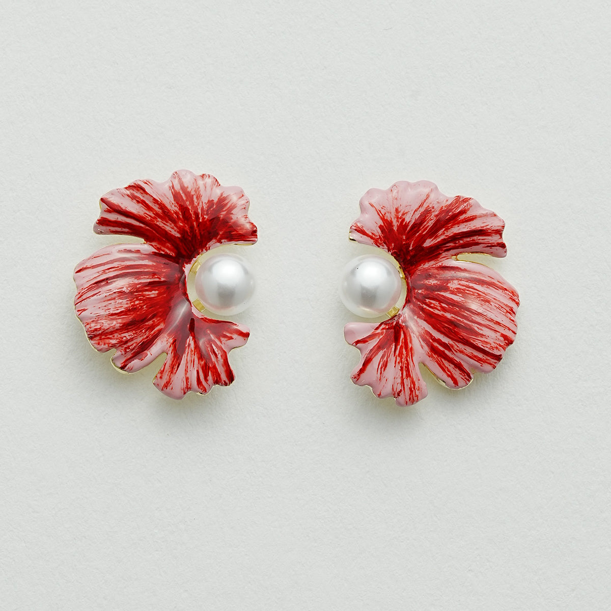 フレンチパールフラワーピアス